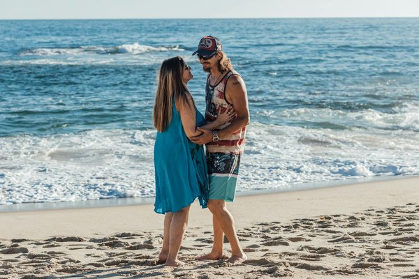 Key factors to choose the ideal hearing aid for seniors experiencing hearing impairment